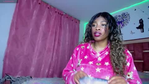 xayu online show from October 2025 04:57:01 AM