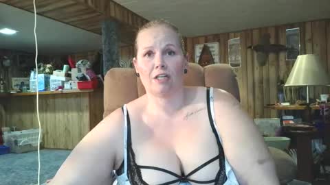 Snapshot of xbeautifulxliex chatting on May 2026 12:19:01 AM xbeautifulxliex online show from May 2026 12:19:01 AM