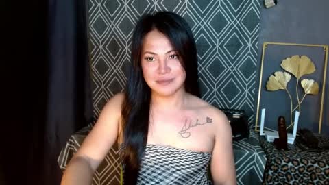 Snapshot of xcalisthra_69x chatting on April 2026 06:09:01 PM Godess Lucy online show from April 2026 06:09:01 PM