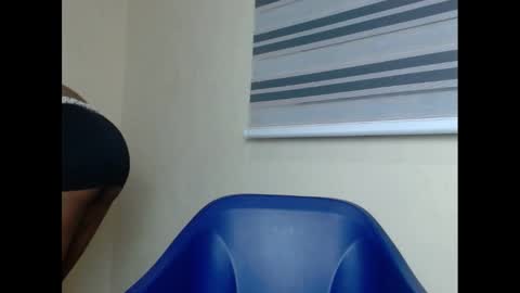 Snapshot of xcreamypussy chatting on January 2025 07:59:02 PM xcreamypussy online show from January 2025 07:59:02 PM