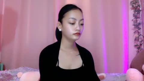 Sachi Cy online show from February 2025 05:19:01 AM