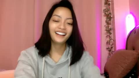 Sachi Cy online show from February 2025 04:29:01 PM