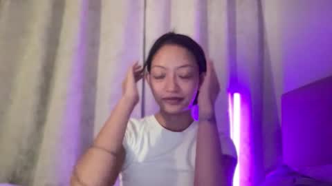 Sachi Cy online show from October 2025 08:32:01 PM