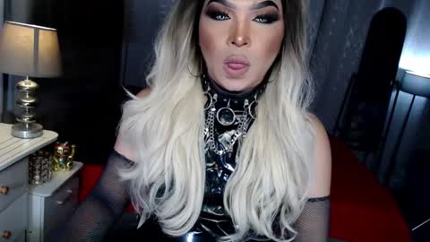 Snapshot of xdirtyflirtyx chatting on September 2025 05:47:02 PM Zhavia online show from September 2025 05:47:02 PM
