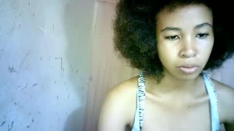 xenna610827 online show from February 2025 07:15:02 PM