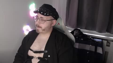 F A B I A N online show from October 2025 07:05:02 AM