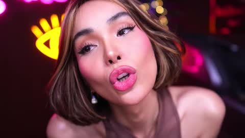 Anne online show from February 2025 06:18:01 AM