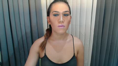 Snapshot of xhugejerkingtransx chatting on December 2024 10:07:01 PM GWEN THOMPSON ....... online show from December 2024 10:07:01 PM