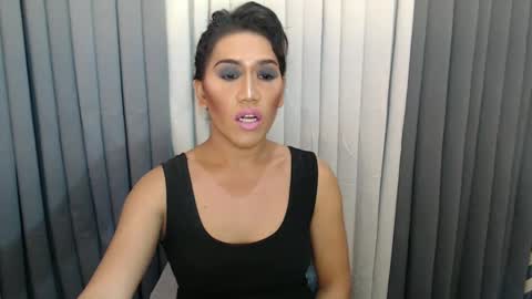 Snapshot of xhugejerkingtransx chatting on December 2024 03:29:02 AM GWEN THOMPSON ....... online show from December 2024 03:29:02 AM