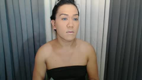 Snapshot of xhugejerkingtransx chatting on January 2025 01:16:02 AM GWEN THOMPSON ....... online show from January 2025 01:16:02 AM