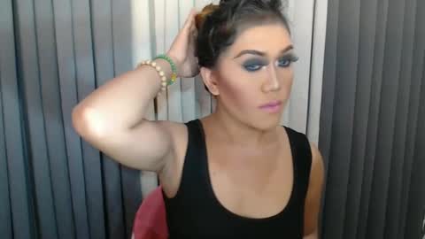 Snapshot of xhugejerkingtransx chatting on January 2025 11:56:02 PM GWEN THOMPSON ....... online show from January 2025 11:56:02 PM