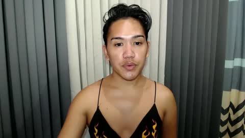 Snapshot of xhugejerkingtransx chatting on February 2025 07:04:02 AM GWEN THOMPSON ....... online show from February 2025 07:04:02 AM