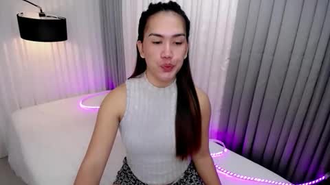 Snapshot of xhugejerkingtransx chatting on September 2025 04:18:02 PM GWEN THOMPSON ....... online show from September 2025 04:18:02 PM