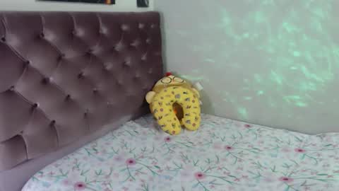 Snapshot of xia_abbey chatting on January 2025 11:19:01 PM Xia online show from January 2025 11:19:01 PM