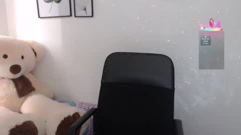 Snapshot of xia_abbey chatting on October 2025 08:18:01 PM Xia online show from October 2025 08:18:01 PM