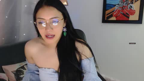 Xia online show from April 2026 10:49:01 PM