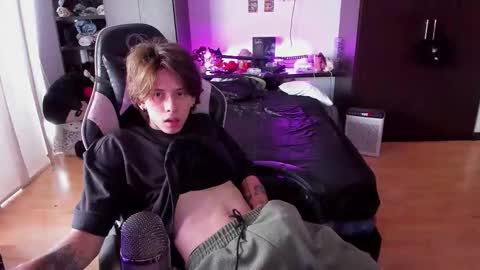 xIce Boy online show from March 2026 02:54:02 PM