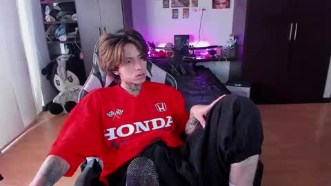 xIce Boy online show from March 2026 02:53:02 PM