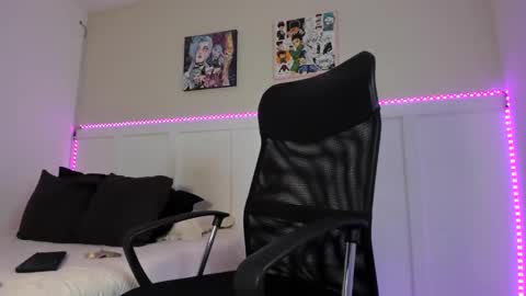 Xime online show from February 2025 02:46:01 AM