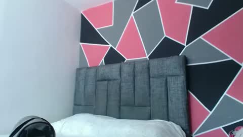 ximena suarez online show from November 2025 03:16:02 PM