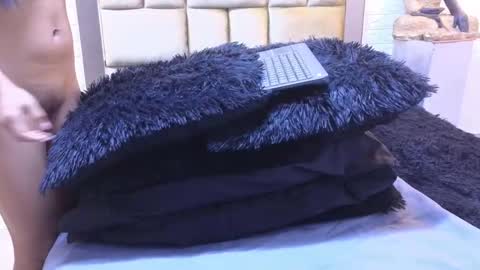 ximena online show from February 2025 10:26:01 AM