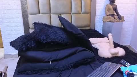 ximena online show from March 2025 08:34:01 AM