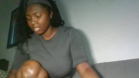 Snapshot of ximora212 chatting on April 2026 12:07:01 PM Ximora online show from April 2026 12:07:01 PM