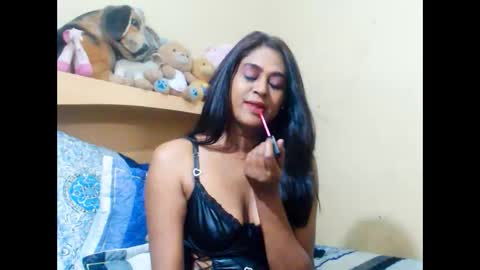 Snapshot of xindianillusion44 chatting on January 2026 12:05:01 AM Miss Ria online show from January 2026 12:05:01 AM