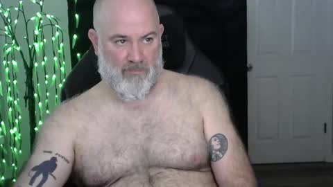 Snapshot of xjohnniex77 chatting on March 2026 04:55:02 PM MrSlowBurn77 online show from March 2026 04:55:02 PM