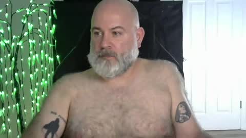 Snapshot of xjohnniex77 chatting on April 2026 01:54:01 AM MrSlowBurn77 online show from April 2026 01:54:01 AM