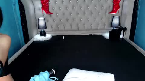 Katarina online show from March 2025 09:43:01 PM