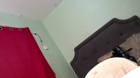 Snapshot of xkaytlyn_whitexx chatting on March 2025 09:16:01 AM Seductive Kaylyn   online show from March 2025 09:16:01 AM