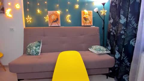 Chloe online show from January 2025 11:10:01 AM