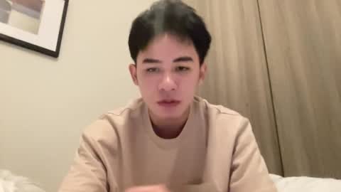 Snapshot of xluminous chatting on February 2025 01:27:01 PM MIKAEL online show from February 2025 01:27:01 PM