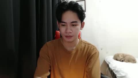 Snapshot of xluminous chatting on November 2025 05:57:02 PM MIKAEL online show from November 2025 05:57:02 PM