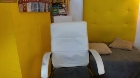 lunna online show from December 2025 09:13:02 PM