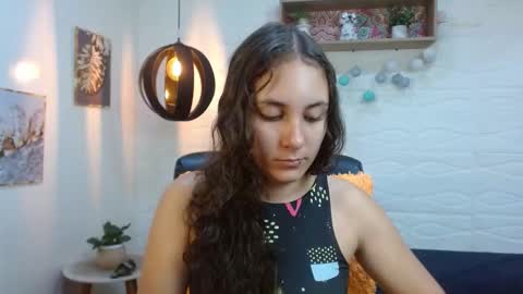 lunna online show from January 2026 09:19:01 PM