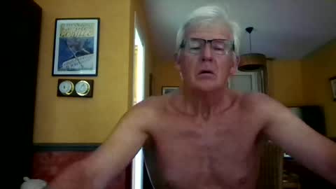 Snapshot of xmaeg3 chatting on July 2026 12:09:02 PM xmaeg3 online show from July 2026 12:09:02 PM
