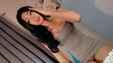 Snapshot of xnaughtyandsweet69_ chatting on January 2025 12:35:02 AM JACKY DELOS SANTOS online show from January 2025 12:35:02 AM