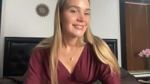 Snapshot of xo_madeline chatting on March 2026 11:15:01 PM madeline online show from March 2026 11:15:01 PM