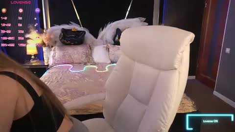 Snapshot of xo_monica chatting on June 2026 05:30:02 AM Monica online show from June 2026 05:30:02 AM