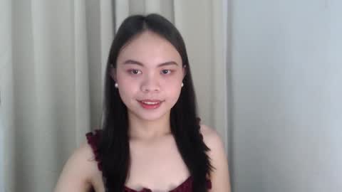 nathalie online show from March 2026 02:04:02 AM