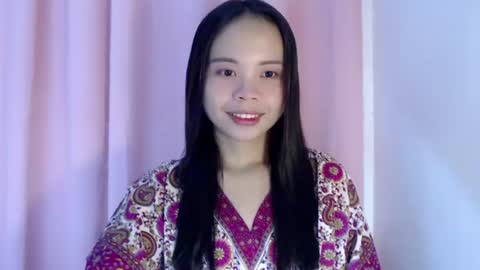 Snapshot of xo_worth_it chatting on June 2026 06:32:01 PM nathalie online show from June 2026 06:32:01 PM