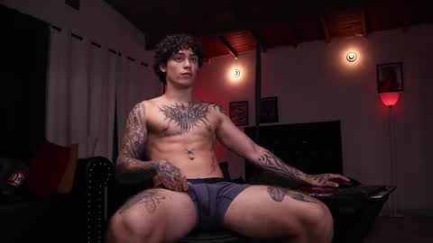 Snapshot of xomega_02 chatting on September 2025 02:35:01 AM online show from September 2025 02:35:01 AM