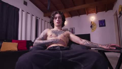 Snapshot of xomega_02 chatting on February 2026 03:33:01 AM online show from February 2026 03:33:01 AM