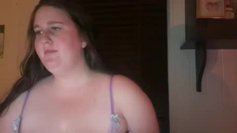 Snapshot of xopeachybaby chatting on March 2026 04:16:02 AM xopeachybaby online show from March 2026 04:16:02 AM