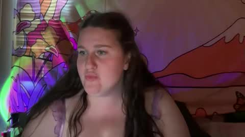 Snapshot of xopeachybaby chatting on April 2026 06:25:02 AM xopeachybaby online show from April 2026 06:25:02 AM