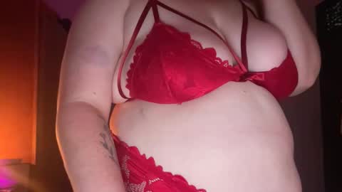 Snapshot of xopeachybaby chatting on April 2026 07:25:02 AM xopeachybaby online show from April 2026 07:25:02 AM