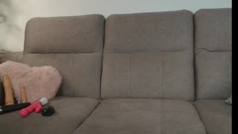 Cherry online show from October 2025 04:55:01 AM