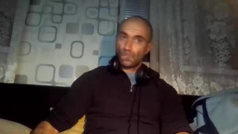 xploid1982 online show from December 2024 02:09:01 AM